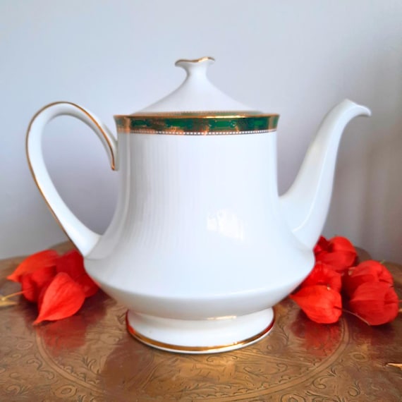 80's Royal Albert Fine Bone China Elgin Pattern Tea Pot Made In England 1988 Very Good Condition
