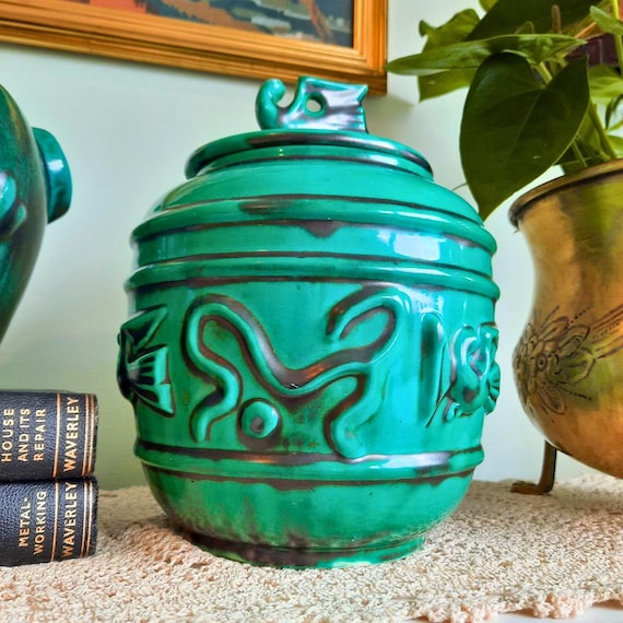 Swedish Art Deco Urn Or Ginger Jar in Copper Oxide Glaze by Einar Luterkort for Ekeby