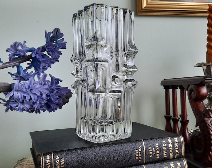 Vladislav Urban Glass Vase: Mid-Century Modern Sklo Union Rosice 7.7'' High