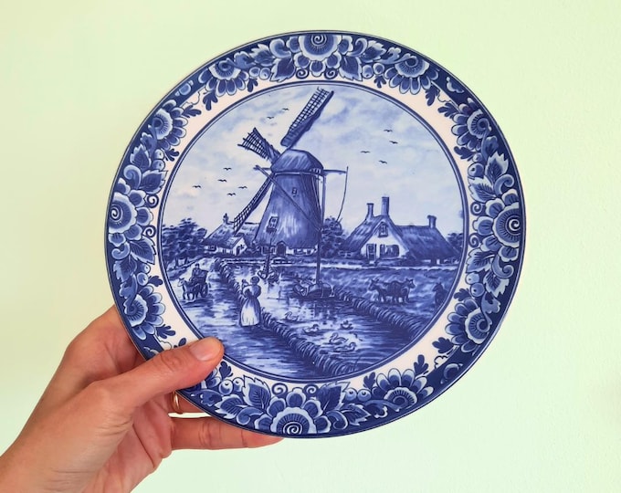 Vintage Hand-Decorated Delft's Blauw Pottery Wall Plate Farming Scene And Windmill 24 cm