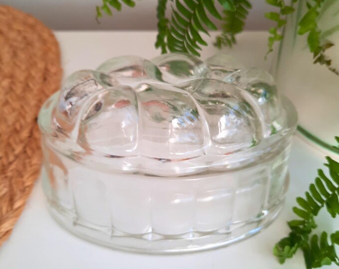 Mid Century Clear Glass 1 Pint Jelly Mould Farmhouse Decor