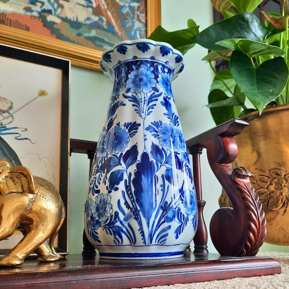 Vintage Royal Delft Blue And White Vase 1970's With Hand painted Floral Decoration H 22.5 cm Excellent Condition