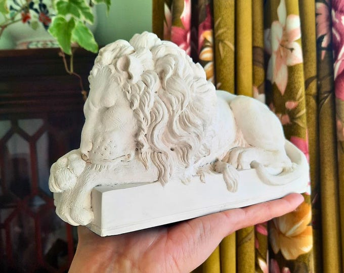Vintage Museum Reproduction of Canova Sleeping Lion Sculpture Gypsum Plaster 1.8 kgs