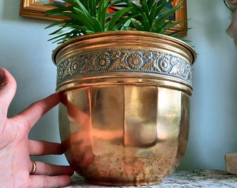 Large Antique Art Nouveau Round Brass Jardiniere With Embossed Flowers Made In England H C 1910's