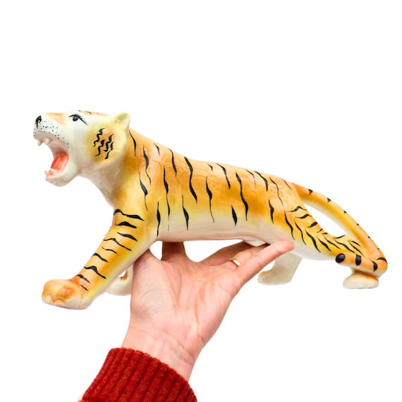 Large Mid Century Ceramic Tigress 13.2 Inches Long Very Good Condition , Mid Century Animal decor