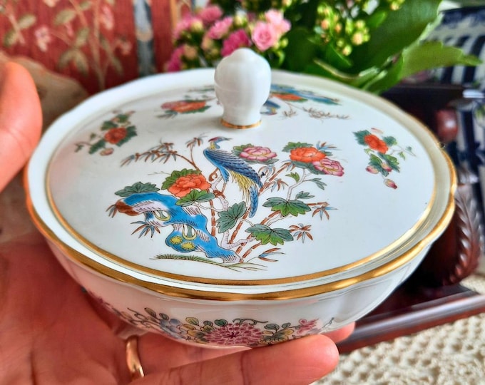 Mid Century Wedgwood Bone China Kutani Crane Pattern Lidded Bowl or Candy Bowl Crane Birds Floral  Decoration Excellent Condition