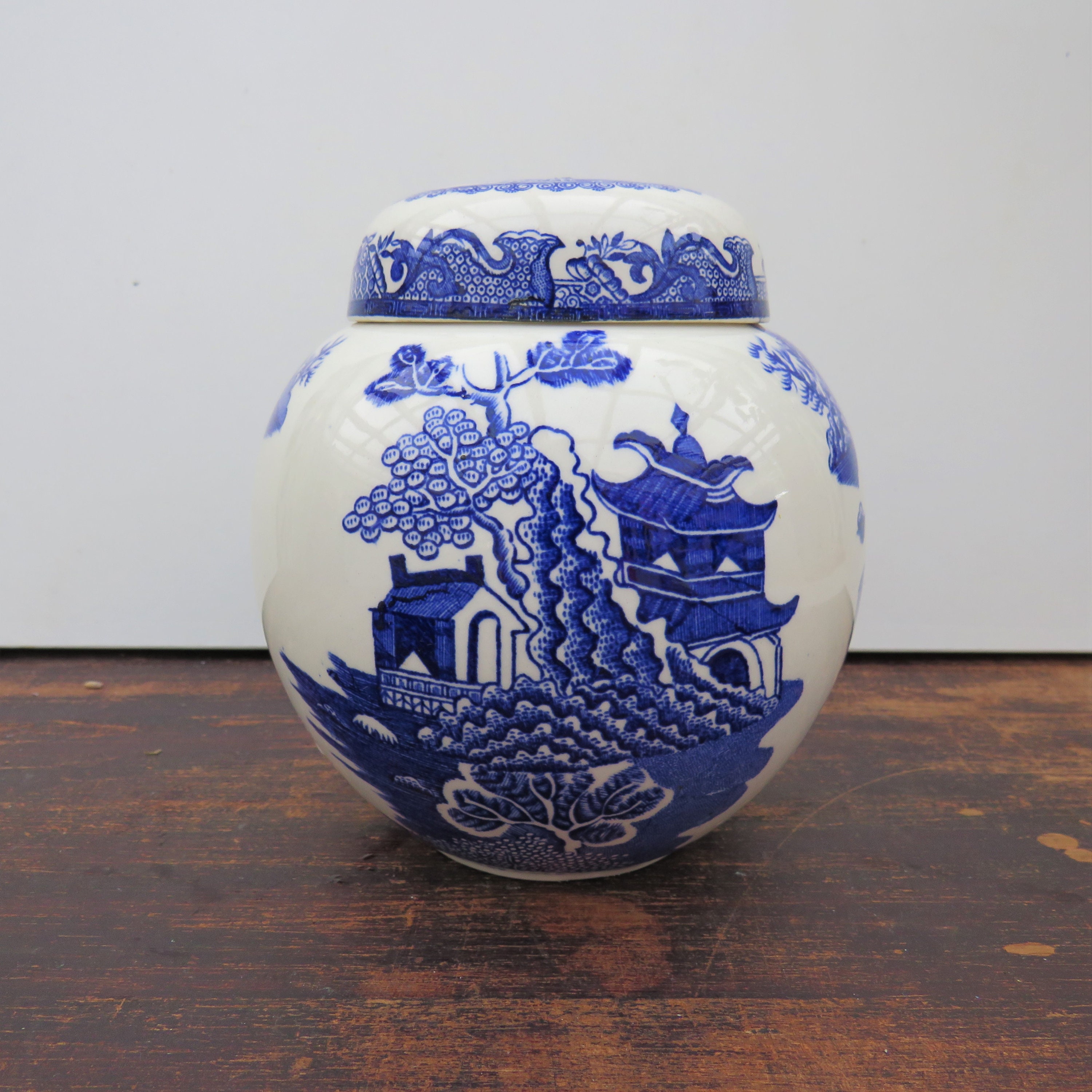 Mason's Ironstone China Willow Pattern Ginger Jar 1930's .Blue And