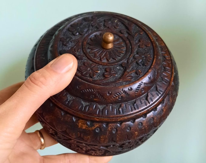 Vintage Indian Hand Carved Round Wooden Dry Fruits Box, Indian Spices Box