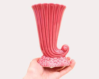 Mid Century Pink Cornucopia Vase By Darmouth Patern 285 B, Retro Pink Vase, Retro Gift for The Home, Pink vase.