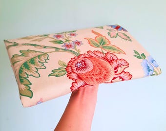 Vintage Whiteheads Floral Cotton Fabric Rebecca Pattern Teflon Finish Remnants 280 cm by 138 cm. 2 Available, price per one