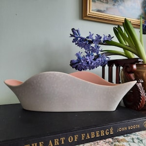 Large Mid Century Poole Pottery Vase: Peach & Seagull Freeform Boat Design 13.5'' Long
