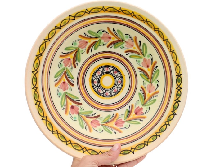 Vintage Talavera Pottery Wall Plate Made In Spain Hand-Painted 11.5 in Diameter