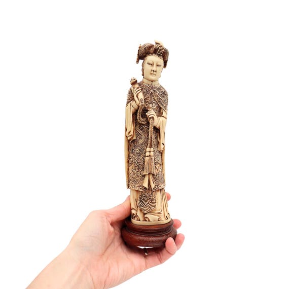 Mid Century Chinese Imperial Court Lady Empress Figurine Made Out Of Resin H 11.''