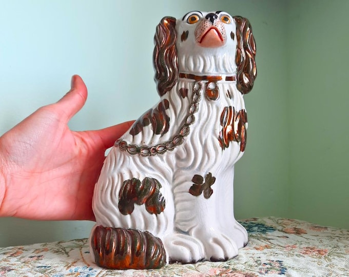 Antique Victorian Staffordshire Copper Luster King Spaniel Wally Dog Made In England Late 19th Century.