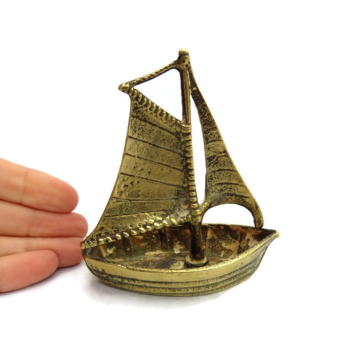 small yacht ornaments