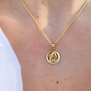 14K Gold Angel Wing Necklace, Gold Guardian Angel Pendant, Cherub Medallion Necklace, Praying Baby Angel Pendant, Angel Pendant Necklace