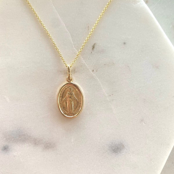 14K Gold Virgin Mary Oval Necklace, Virgin Mary Necklace 14K Gold, Religious Catholic Necklace, Everyday Protection Necklace, Baptism Gift