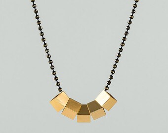 幾何学デザイン ネックレス ブラック/ゴールド ブラックとゴールドの幾何学模様のネックレス - Etsy 日本
