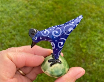 Blue Chicken Figure, Pecking, Swirl pattern