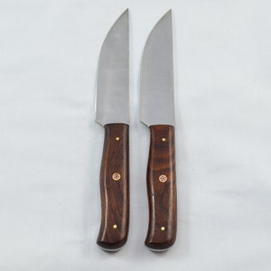 Two 2 Huge Genuine Rosewood Handle Carbon Steel Steak Knives Boxed Made In Sheffield England