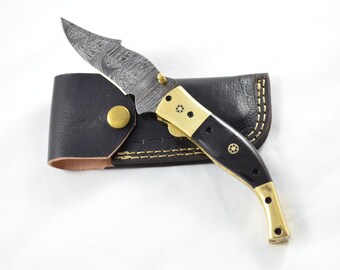 Amazing Damascus Bladed Water Buffalo Horn Handled Pen/Pocket Knife With Leather Sheath