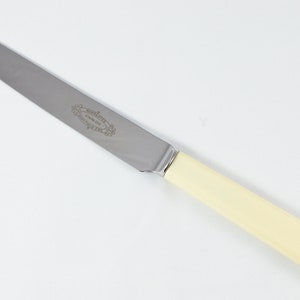 New Fantastic Genuine Cream/white Handle Table Knife Made In Sheffield England