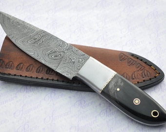 New Fantastic Damascus Steel Hunting/Bowie Knife Buffalo Scales Unbelievable Piece Pristine inc Leather Sheath