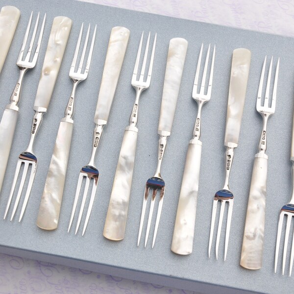 12 Twelve Solid Sterling Silver & Genuine Mother of Pearl Boxed Fruit Forks Fully Hallmarked for Sheffield 1915