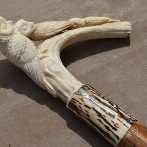 Genuine Authentic Hand Carved Stag Horn Antler Hazel Shaft Walking Stick Cane Owl