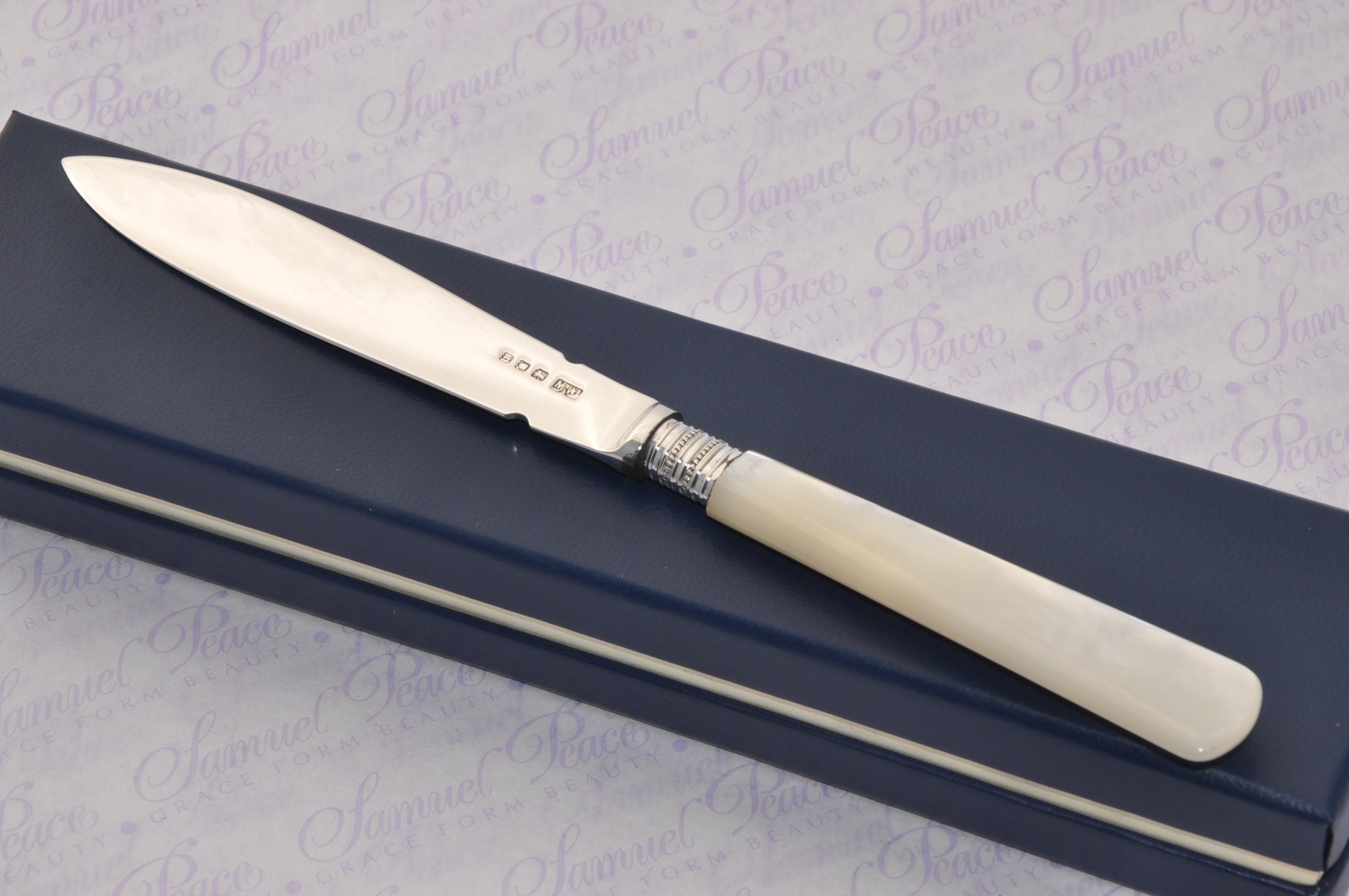 Mappin and Webb Perfect Mother of Pearl & Silver Blade Letter