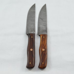 Two 2 Huge Genuine Rosewood Handle Damascus Steel Steak Knives Boxed Made In Sheffield England