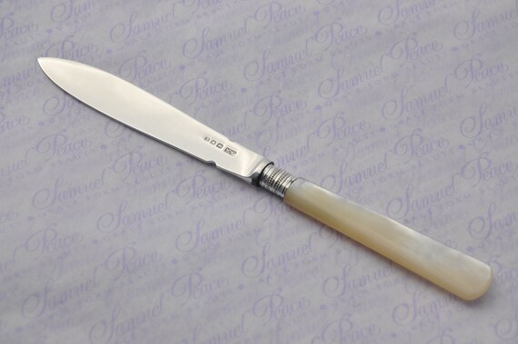 Mappin and Webb Perfect Mother of Pearl & Silver Blade Letter