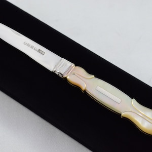 Pristine Silver Bladed Mother Of Pearl Fully Restored Sheffield Made Pen/Pocket Knife 1815
