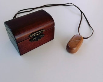 Illusionist Locket (Pendant) Beech Wood Oval/Heart Shape (For Made-To-Order)