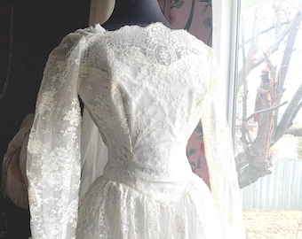 1950s Handmade Lace Wedding Gown: Vintage Floral Bridal Dress (Bust 34", Waist 24")