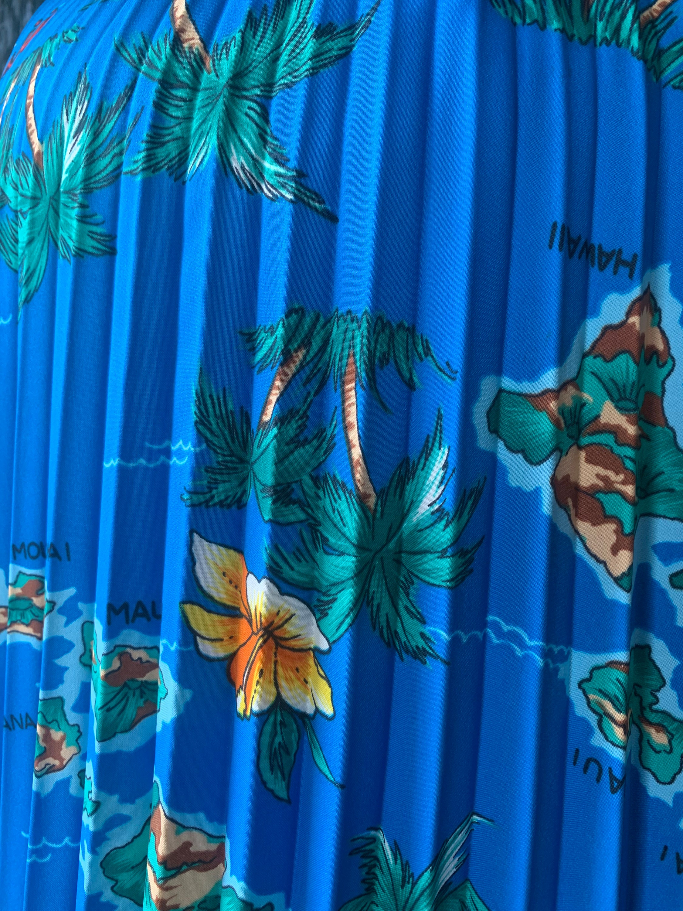1970年代ヴィンテージハワイアンムームー：ブルーハイビスカスパーム