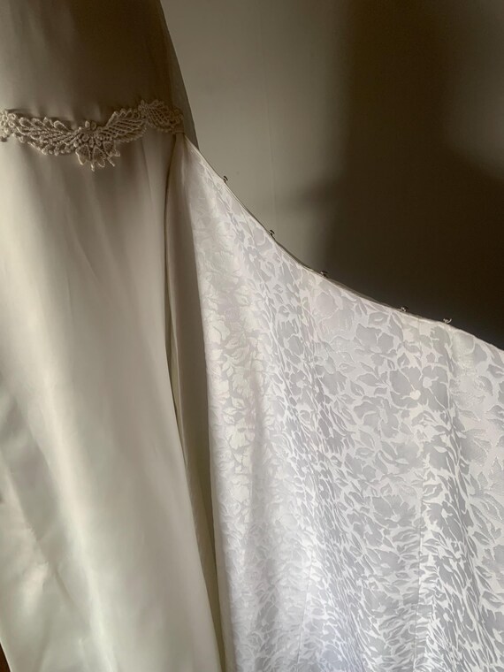 Elegant and simple - image 7