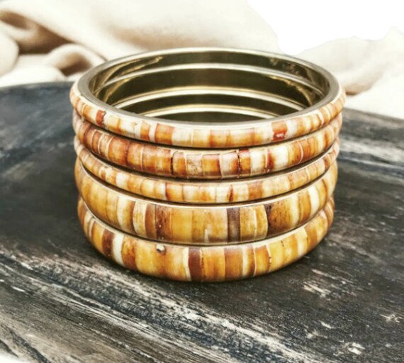 Tigers Eye Bracelet wHexagon Dyed Bone Center.