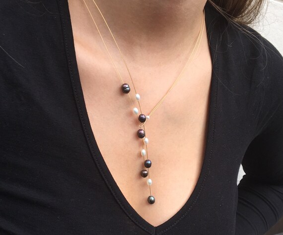 Pearl necklace in a cheap can