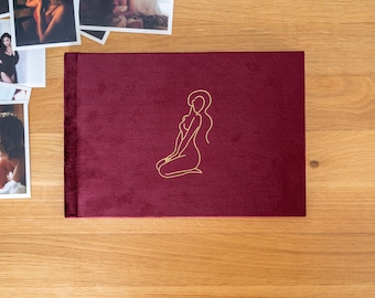 Panoramic Lay Flat Boudoir Album perfect Gift for your Partner, Husband or Boyfriend in Burgundy Velvet