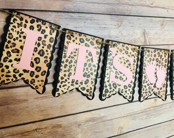É um banner de menina, banner de bebê, banner de chá de bebê, toppers de bebê, é um topper de menina, banner de chá de bebê de menina, banner de leopardo, chita