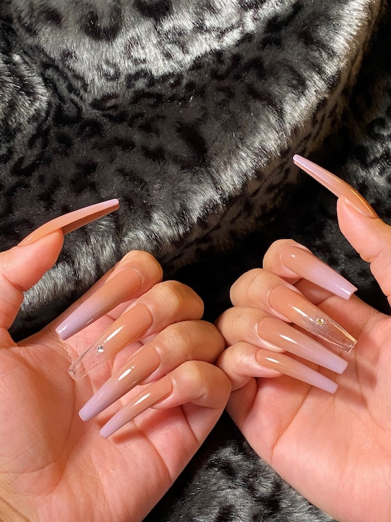 medium short nails