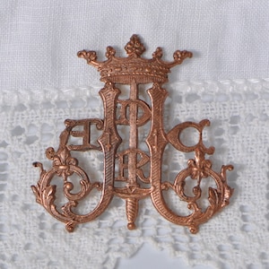Vintage French Joan of Arc Monogram Brass Stamping Raw Brass Emblem 1 Piece 89J