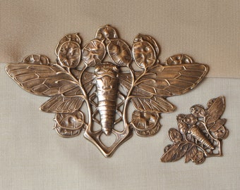 2 Sizes Art-Nouveau Cicada Moth Brass Stamping Vintage French Made in France 1 Piece 551J 552J