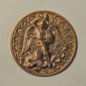 Medalla francesa vintage de San Miguel Matando al Dragón, colgante de latón macizo fundido a presión. 1 pieza. 2 tamaños: 170J - 171J.