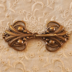 Antiqued Brass Hook and Eye Clasp Closure Jusquà 5 Brin pour Collier Bracelet 1, 2 ou 4 Pièces image 1