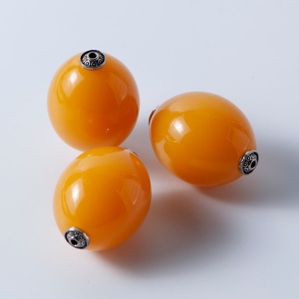 Extra Large 39 X 28 mm Faux Amber Resin Beads Vintage Style Antique Silver Colored Bead Caps Tibet 1 Piece