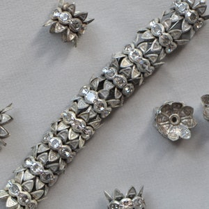 10 mm 10 Pieces Rondelle Beads with a Crown on Either Side Antique Silver Tone Rhinestone Bead Caps
