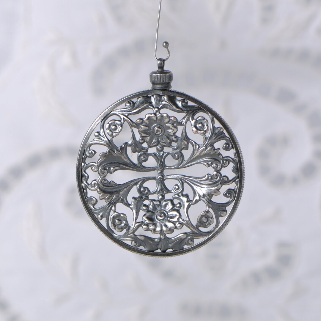 Vintage glass locket Clearance