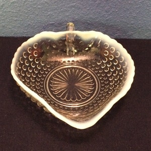 Anchor Hocking Moonstone Heart-Shaped Bonbon with Handle